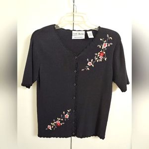 Croft & Barrow Black Short Sleeved Sweater with Red Floral Embroidery - Size S